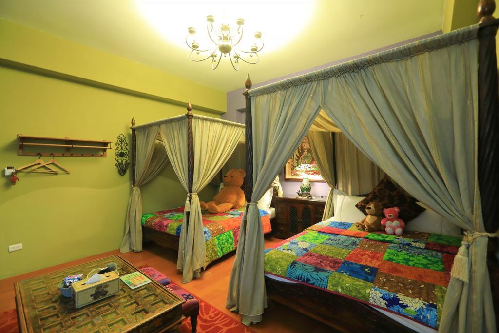 Bearbear Homestay 花蓮市 エクステリア 写真
