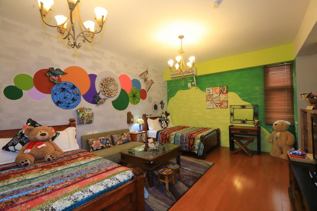 Bearbear Homestay 花蓮市 エクステリア 写真
