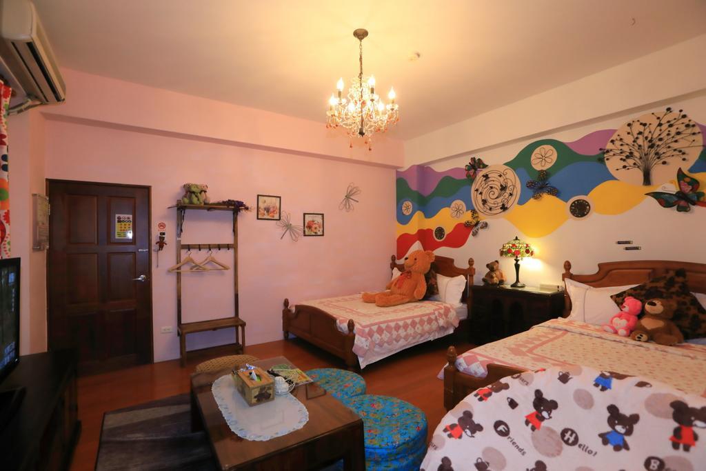 Bearbear Homestay 花蓮市 エクステリア 写真
